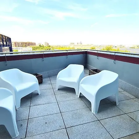 Апартаменты E-arenas With Terrace In Edificio Arenas *